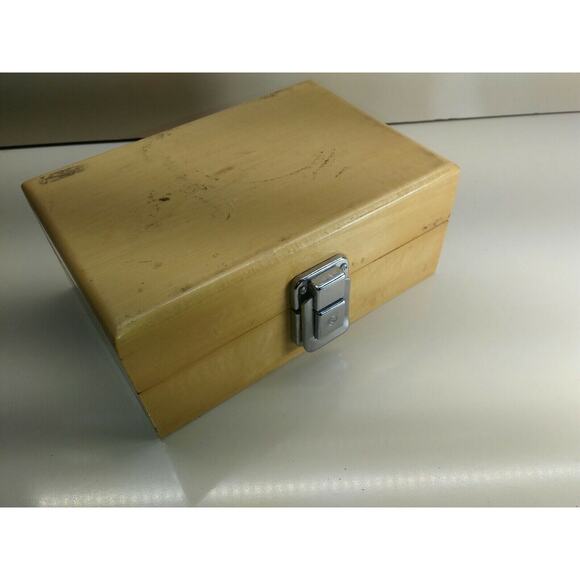 10 Router Bits In Case - Most - NEW - 4 with Ball Bearing Guides - Picture 8 of 12